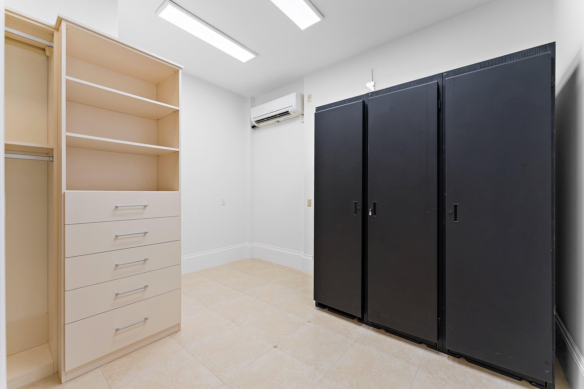 OLD PALM - Residential