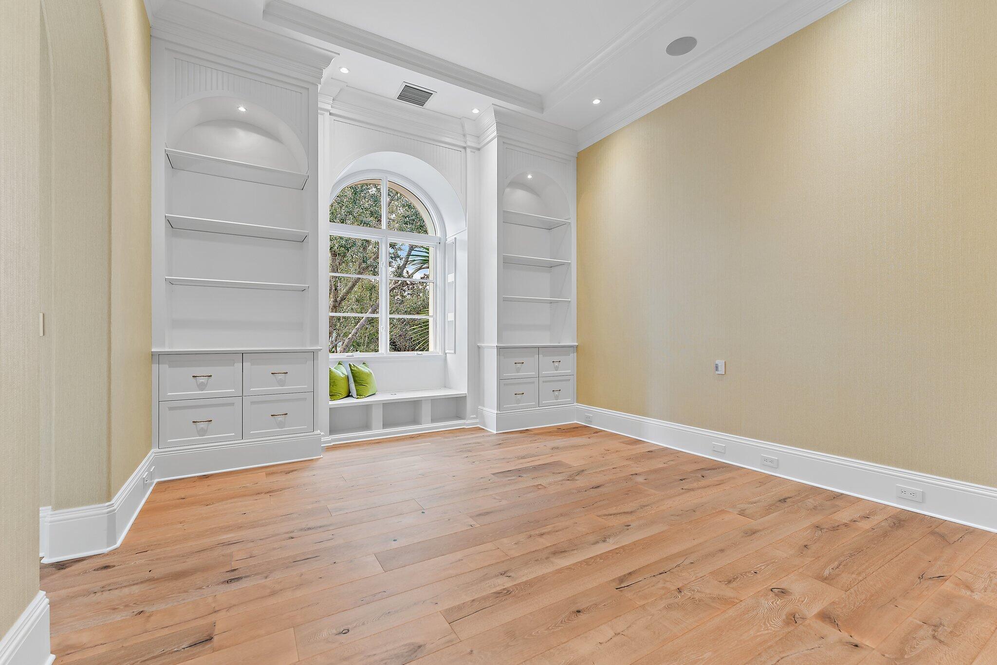 OLD PALM - Residential