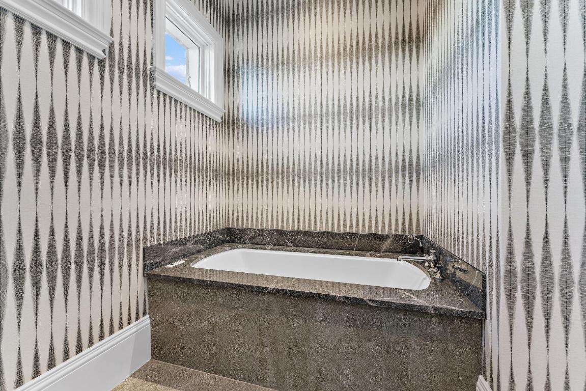 OLD PALM - Residential