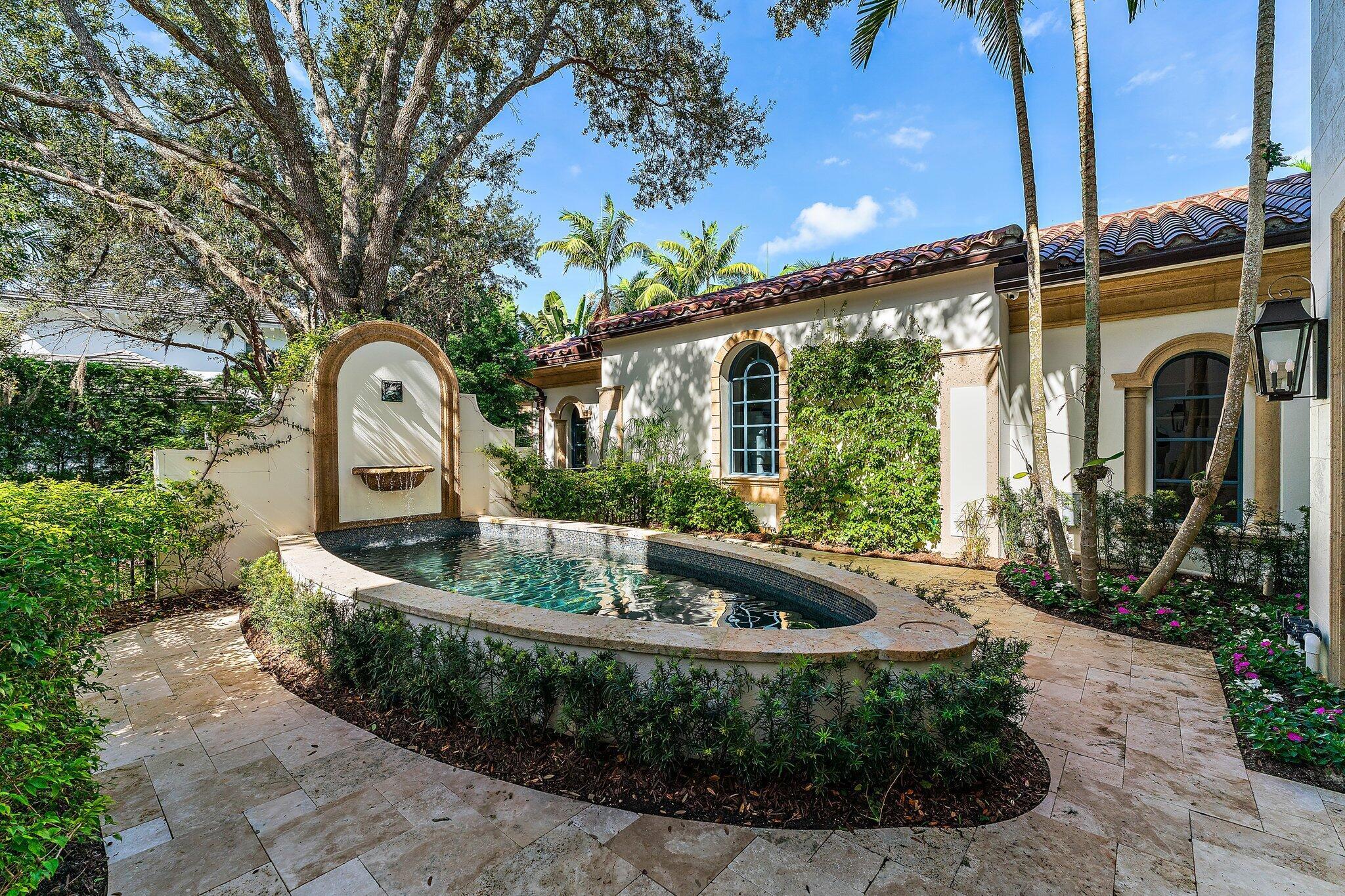 OLD PALM - Residential