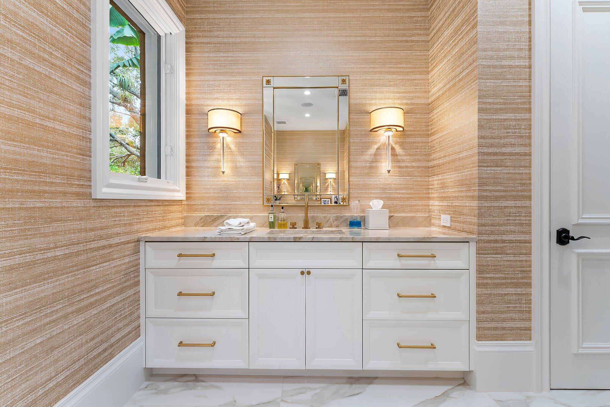 OLD PALM - Residential