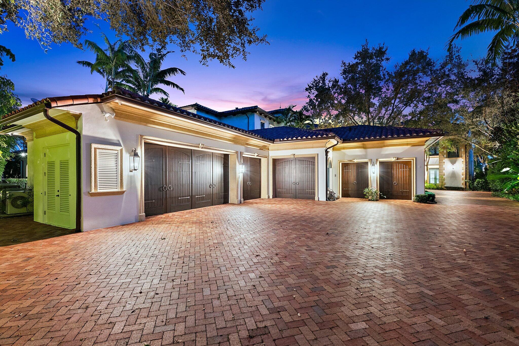 OLD PALM - Residential