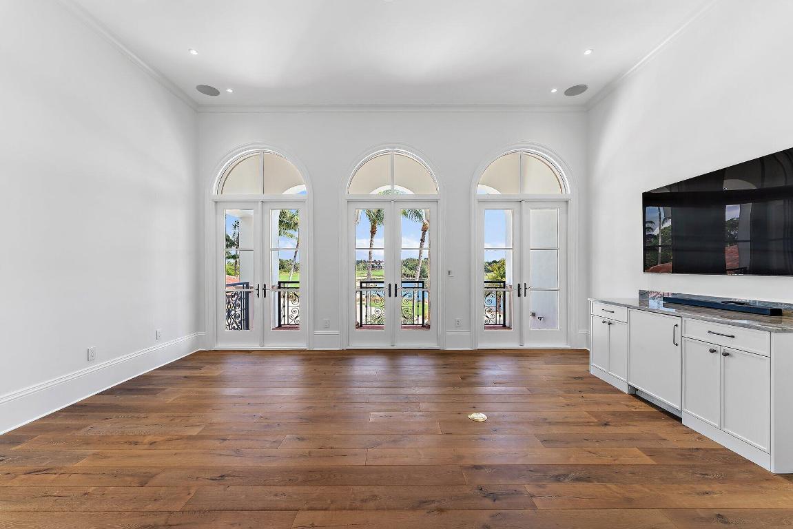 OLD PALM - Residential