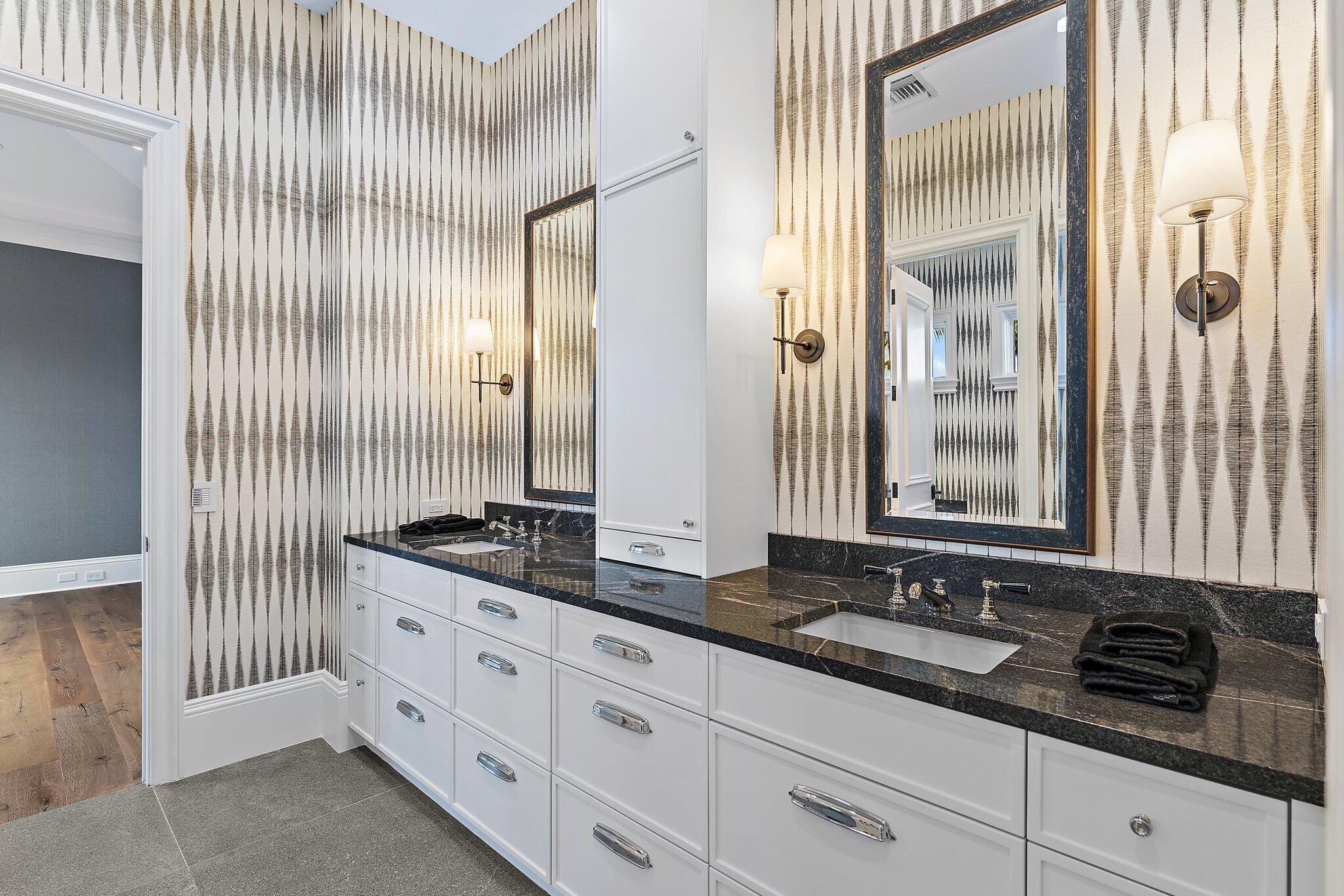 OLD PALM - Residential