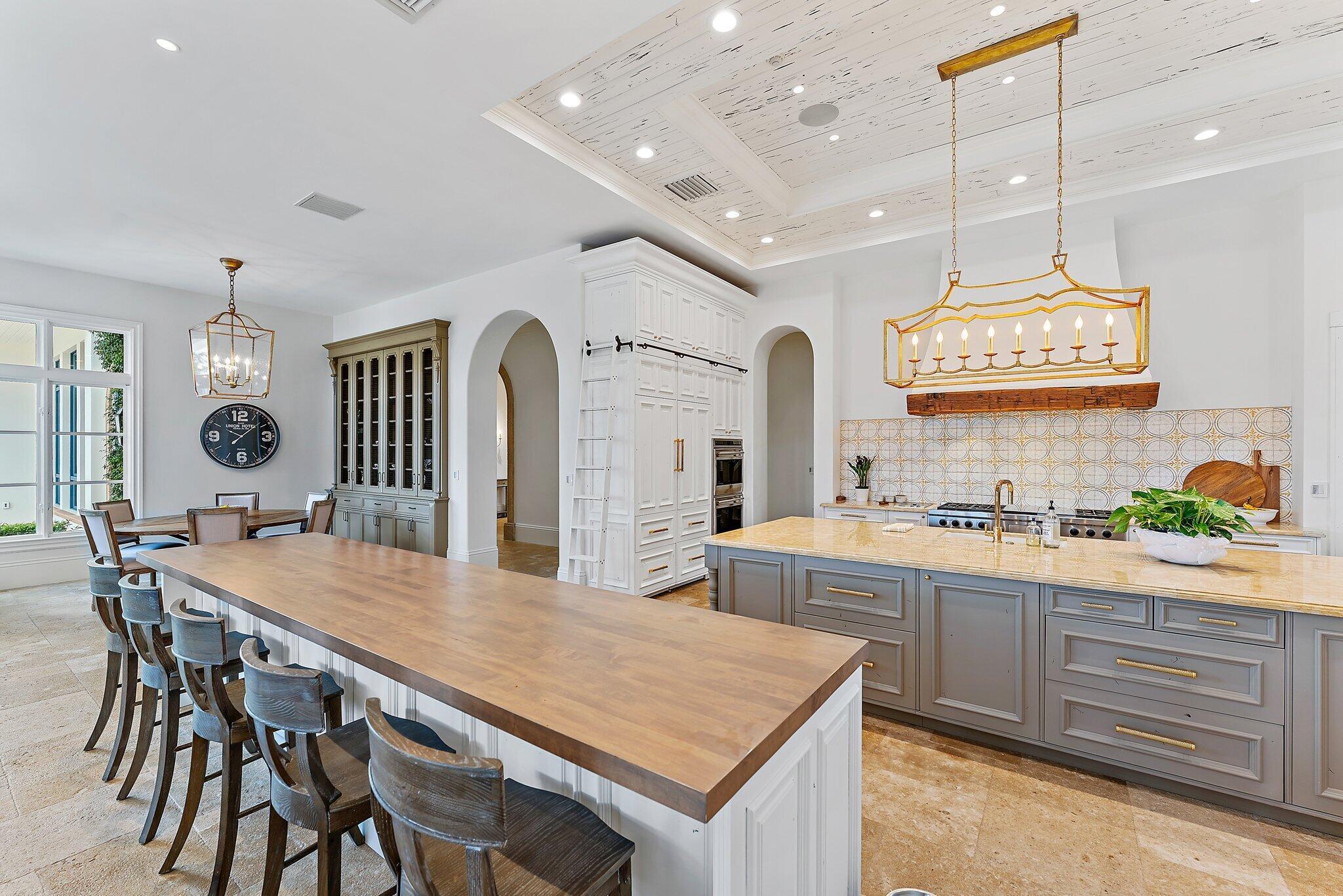 OLD PALM - Residential