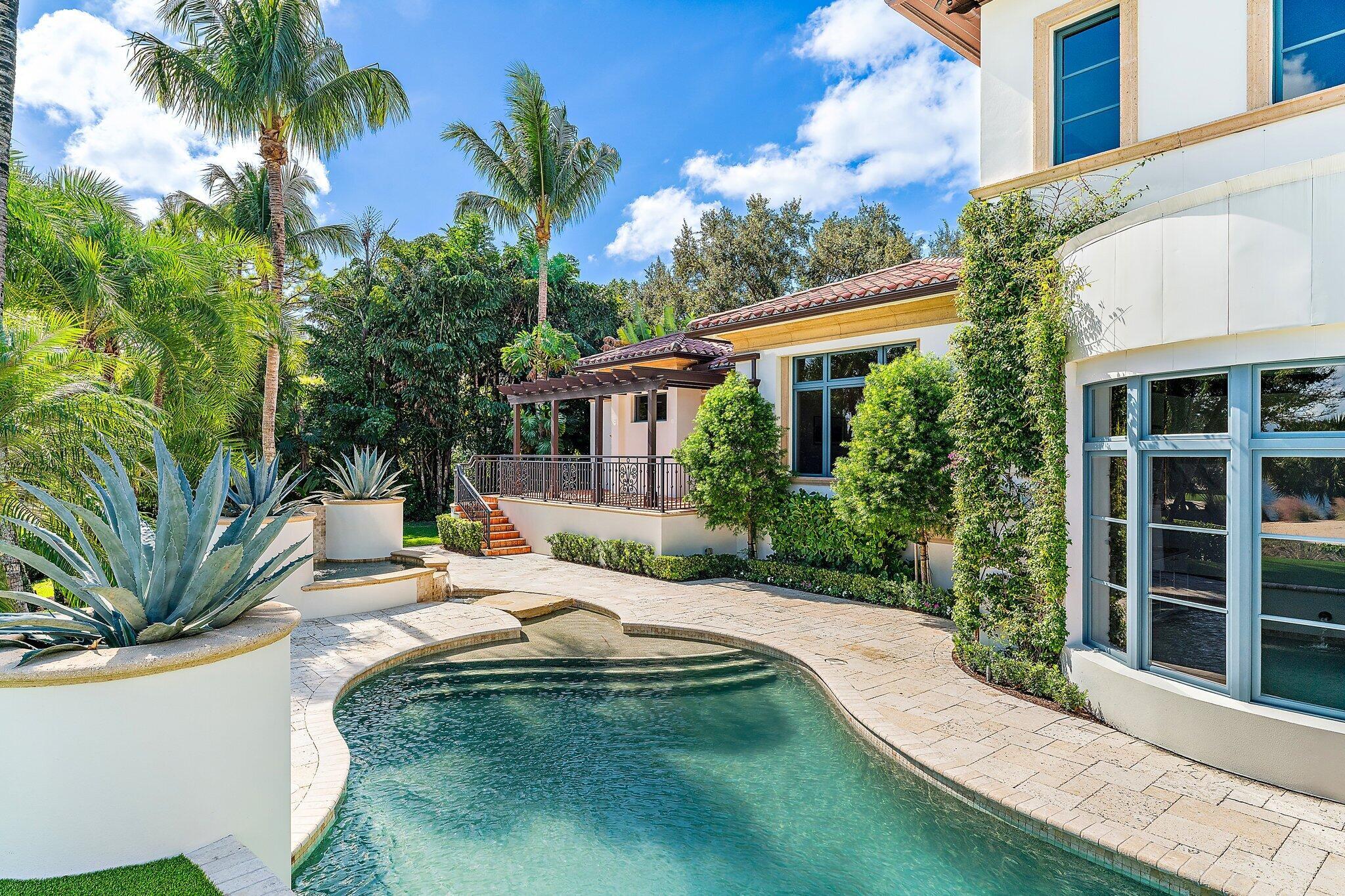 OLD PALM - Residential