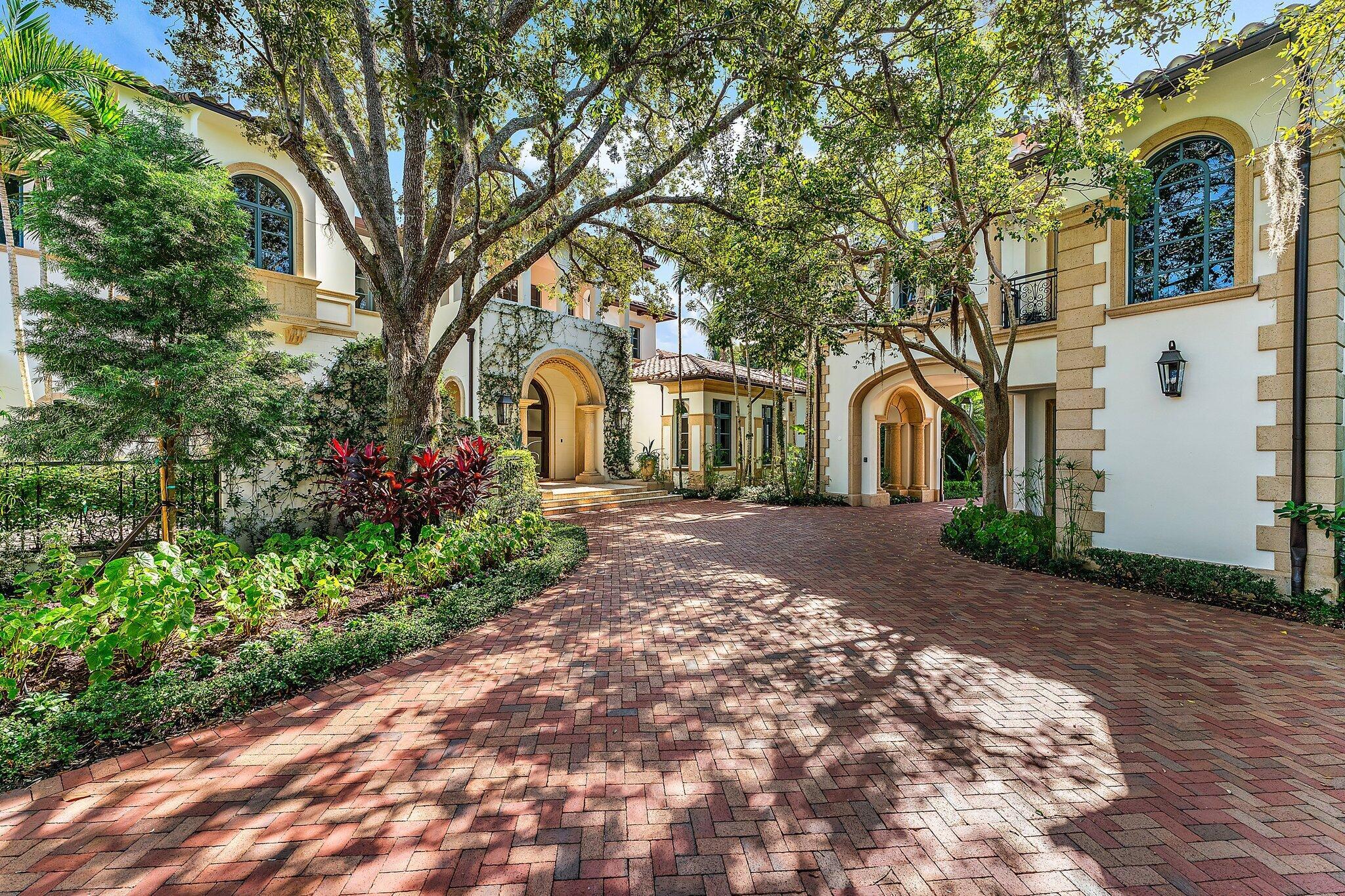 OLD PALM - Residential