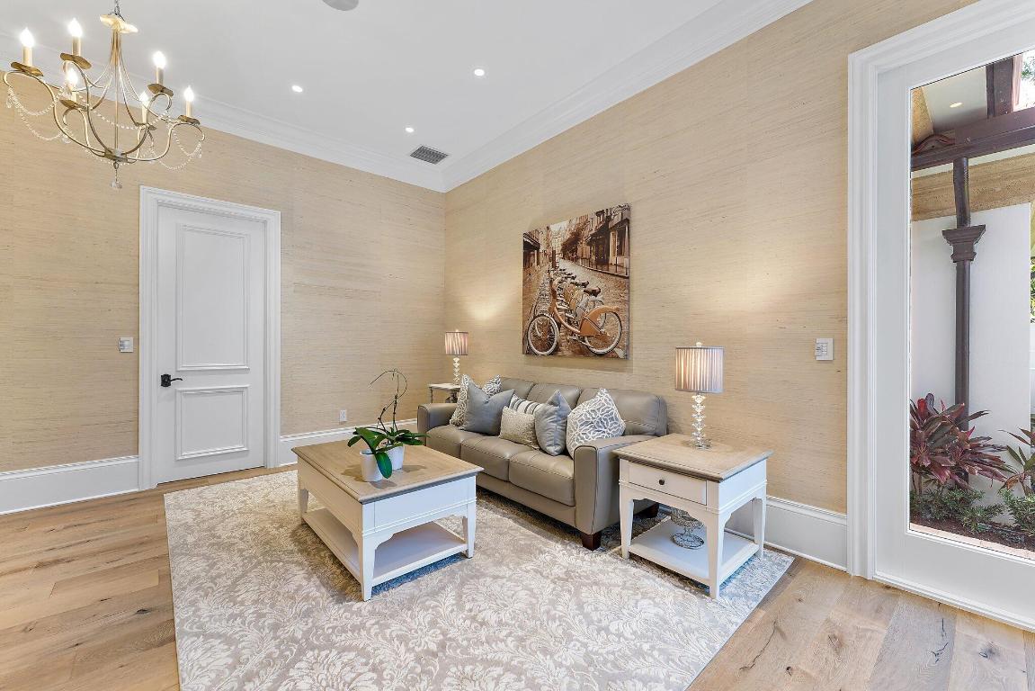 OLD PALM - Residential