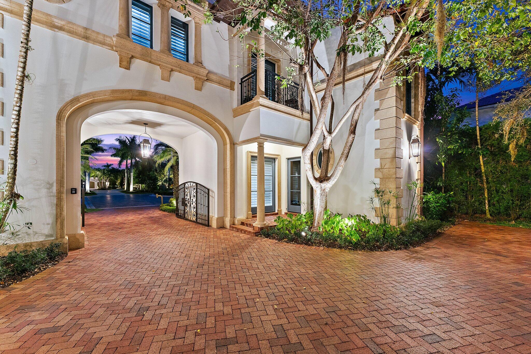 OLD PALM - Residential