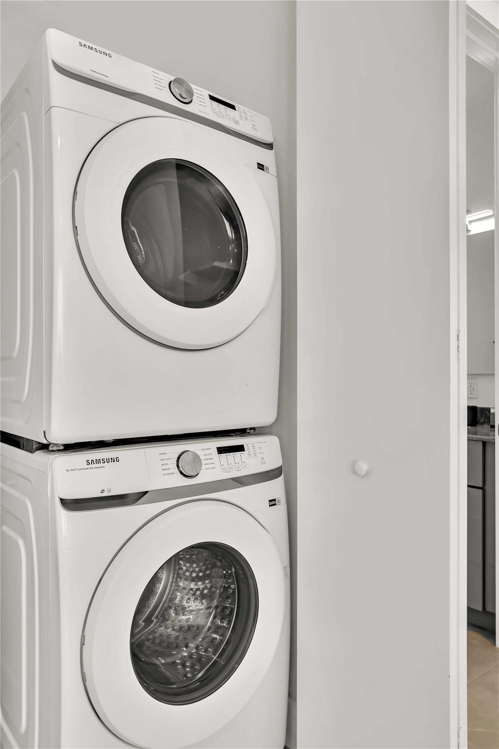 Everglade Land Sales Co F - Residential Lease