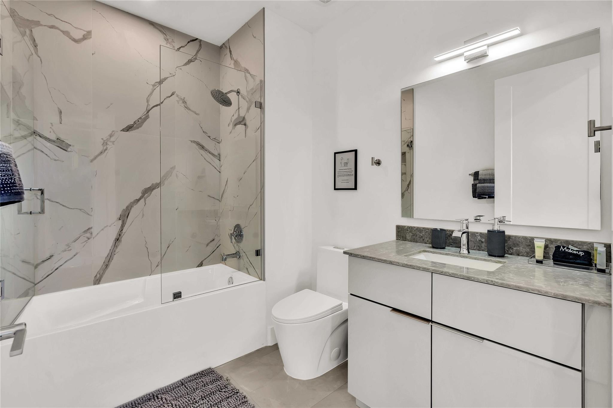 Everglade Land Sales Co F - Residential Lease