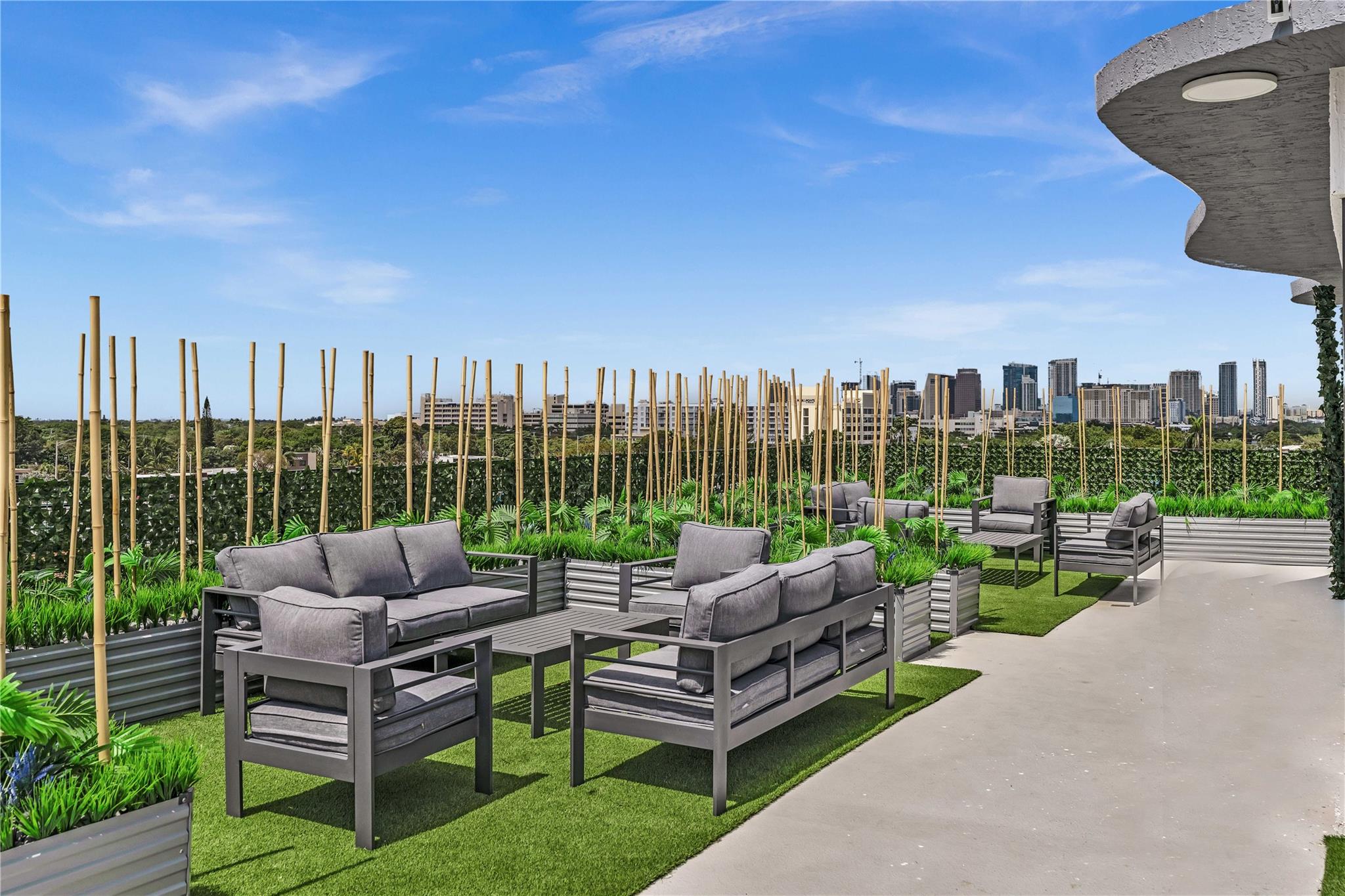 Everglade Land Sales Co F - Residential Lease