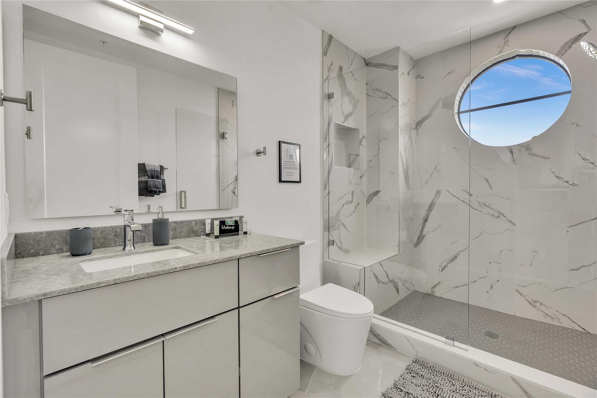 Everglade Land Sales Co F - Residential Lease