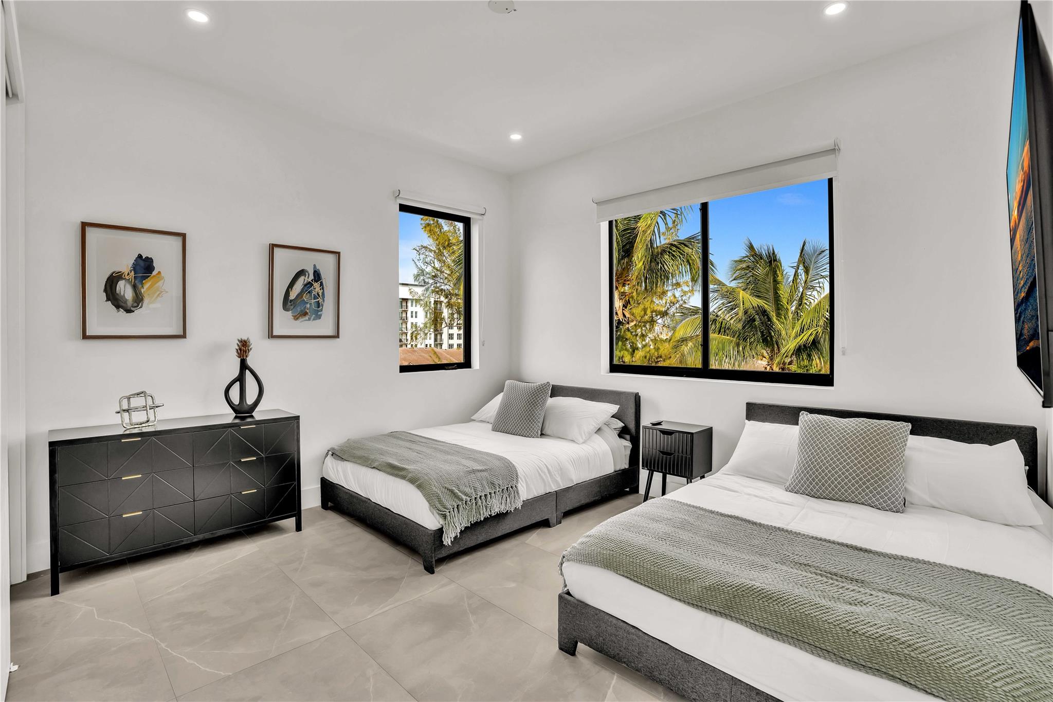 Everglade Land Sales Co F - Residential Lease