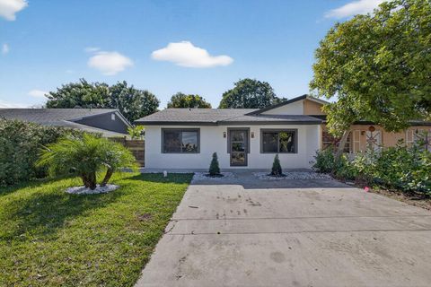 3900 Kenas Street West Palm Beach FL 33403