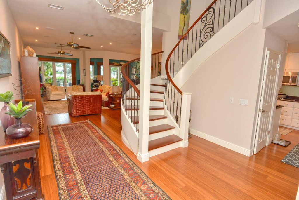 Photo of 1000 N Us Highway 1 #706, Jupiter, FL 33477 (MLS # R10950395)