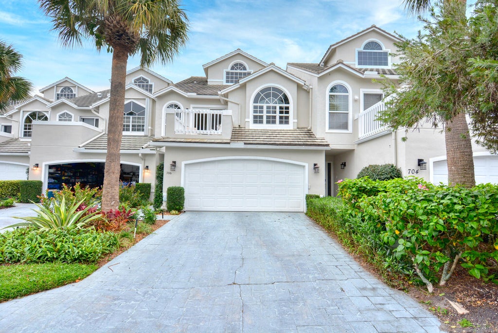 Photo of 1000 N Us Highway 1 #706, Jupiter, FL 33477 (MLS # R10950395)