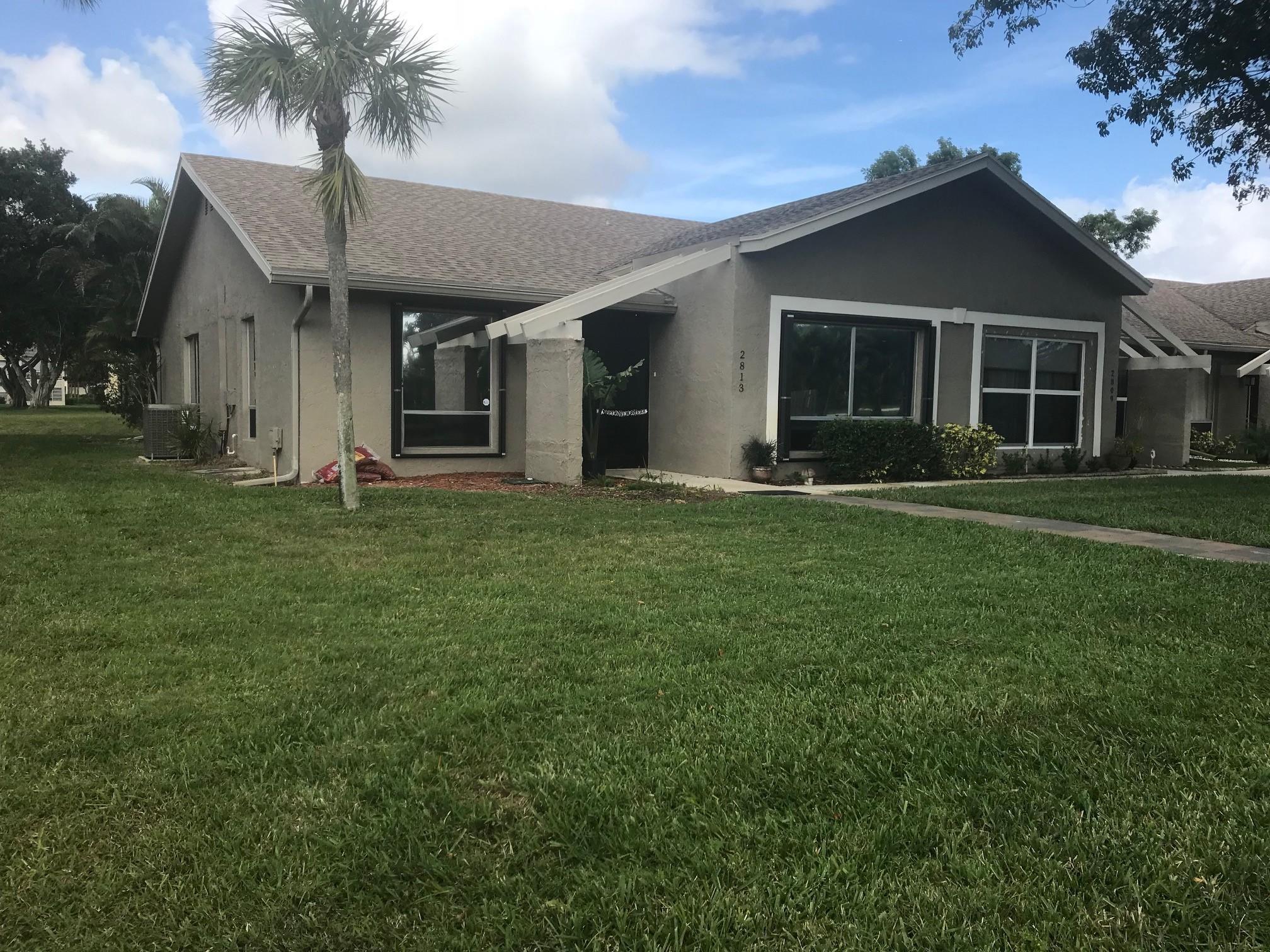 This spacious, partially furnished villa in the sought-after Lago Delray community is available for year-round rental, providing a serene and comfortable lifestyle. The home boasts 2 bedrooms and 2 bathrooms, an updated kitchen with modern finishes, and vaulted ceilings that add to its airy, open feel. A beautiful outdoor patio offers peaceful views of the pond, ideal for relaxation or entertaining. Residents can enjoy access to newly renovated amenities, including a clubhouse, pool, and tennis courts. Ideally situated near two golf courses and popular biking paths, this villa is perfect for those who appreciate an active lifestyle. Water and alarm services are included in the rent, with monthly payments required via electronic bank transfer.