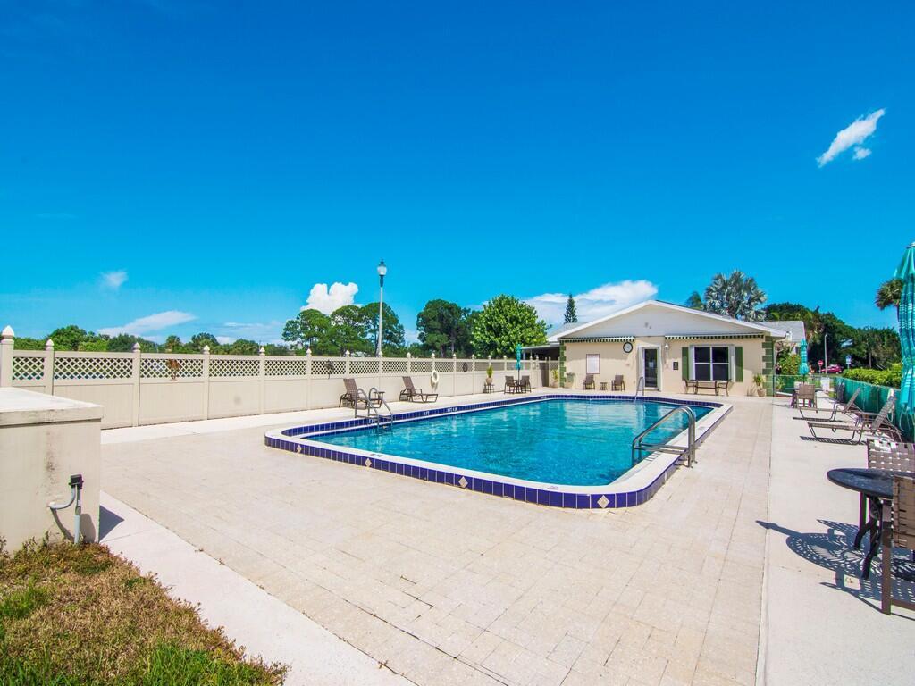 SAVANNAH'S CONDOMINIUM SECTION 1 PHASE 1-H - Residential