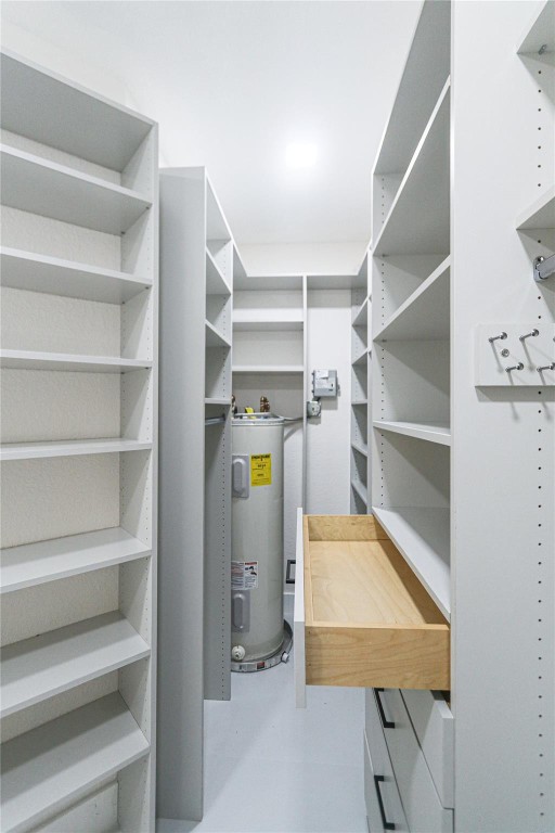 Whispering Woods 118-25 B - Residential