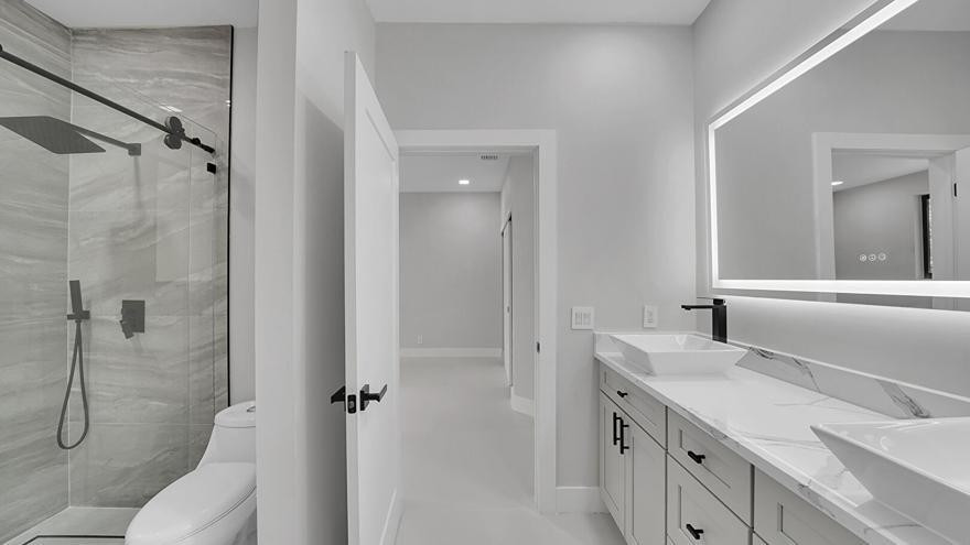 Whispering Woods 118-25 B - Residential