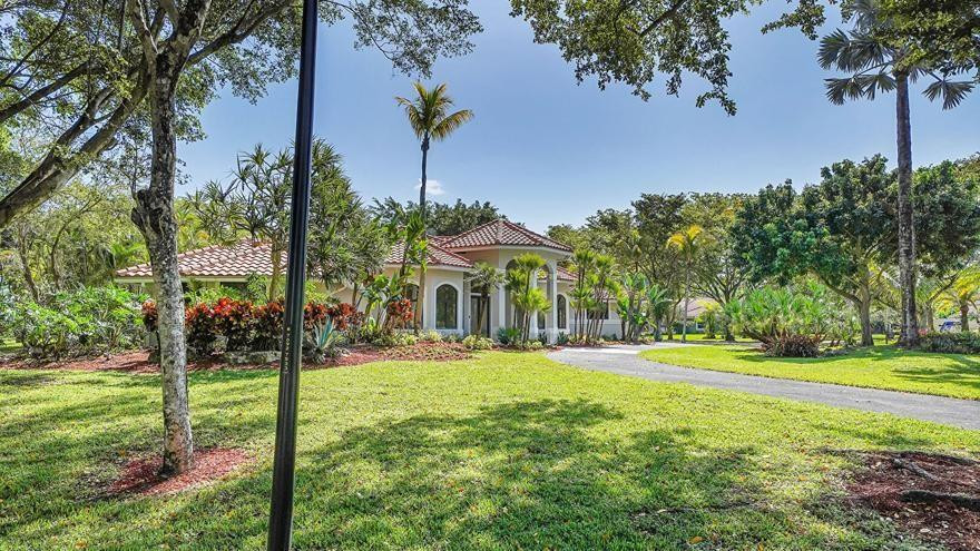 Whispering Woods 118-25 B - Residential