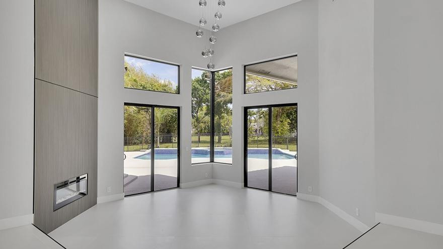 Whispering Woods 118-25 B - Residential