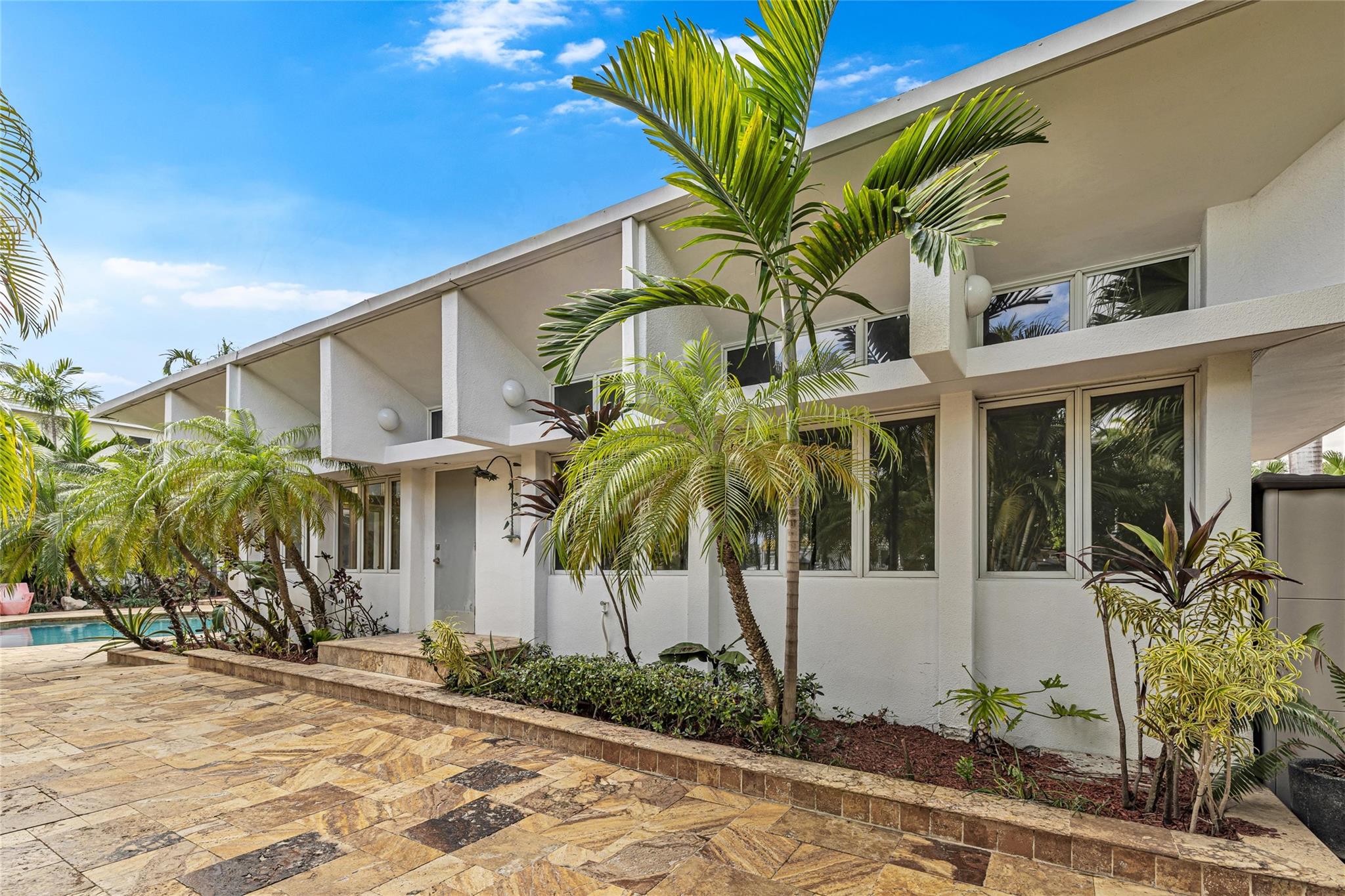 NURMI ISLES ISLAND NO 2 - Residential Lease