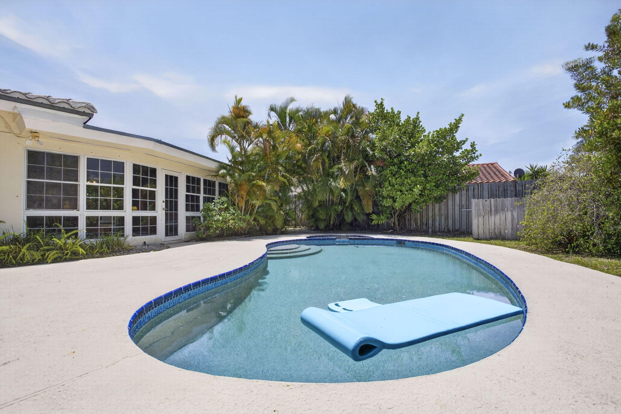HIGH RIDGE ESTATES ADD - Residential