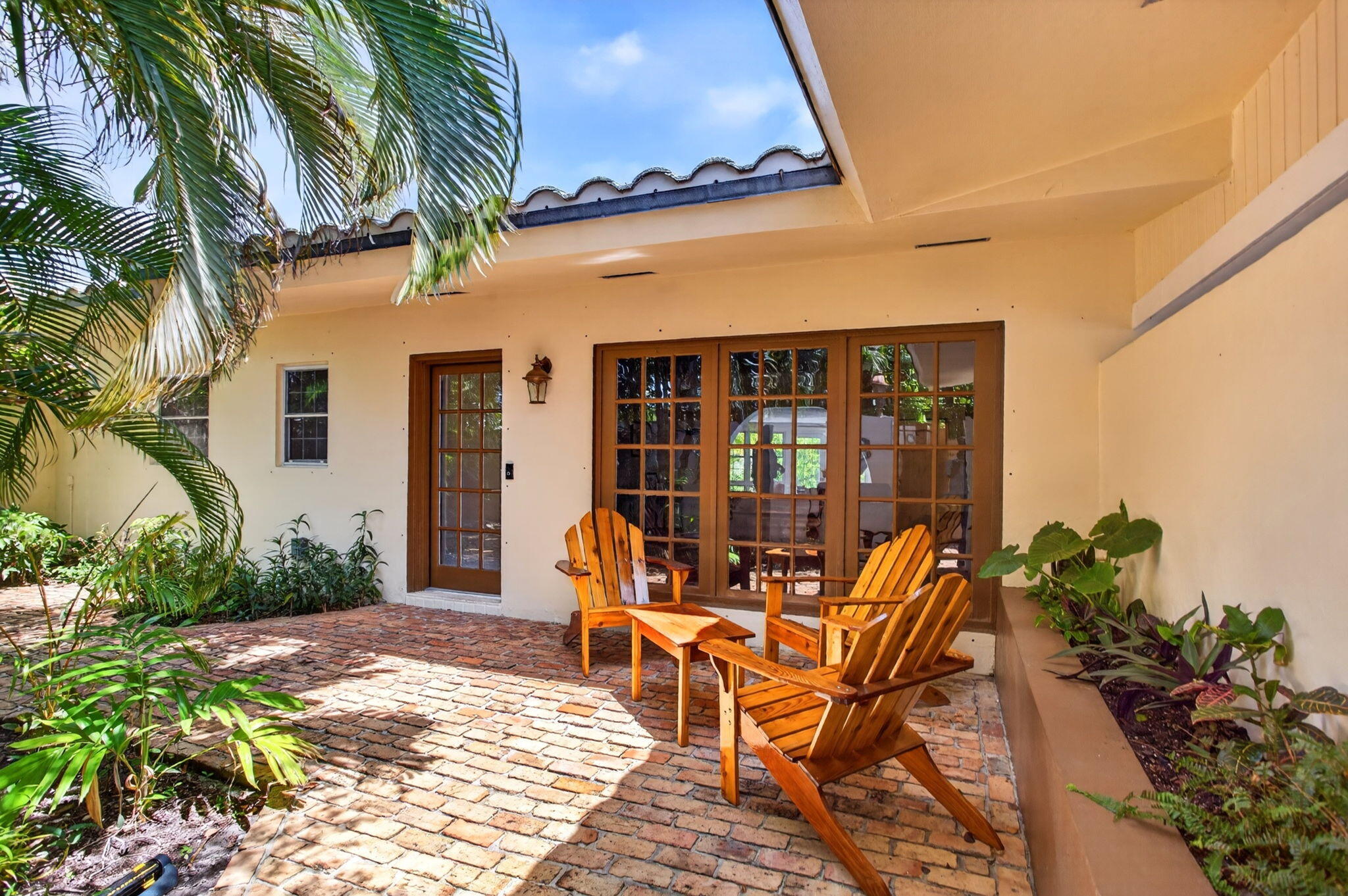 581 SE 11th Street