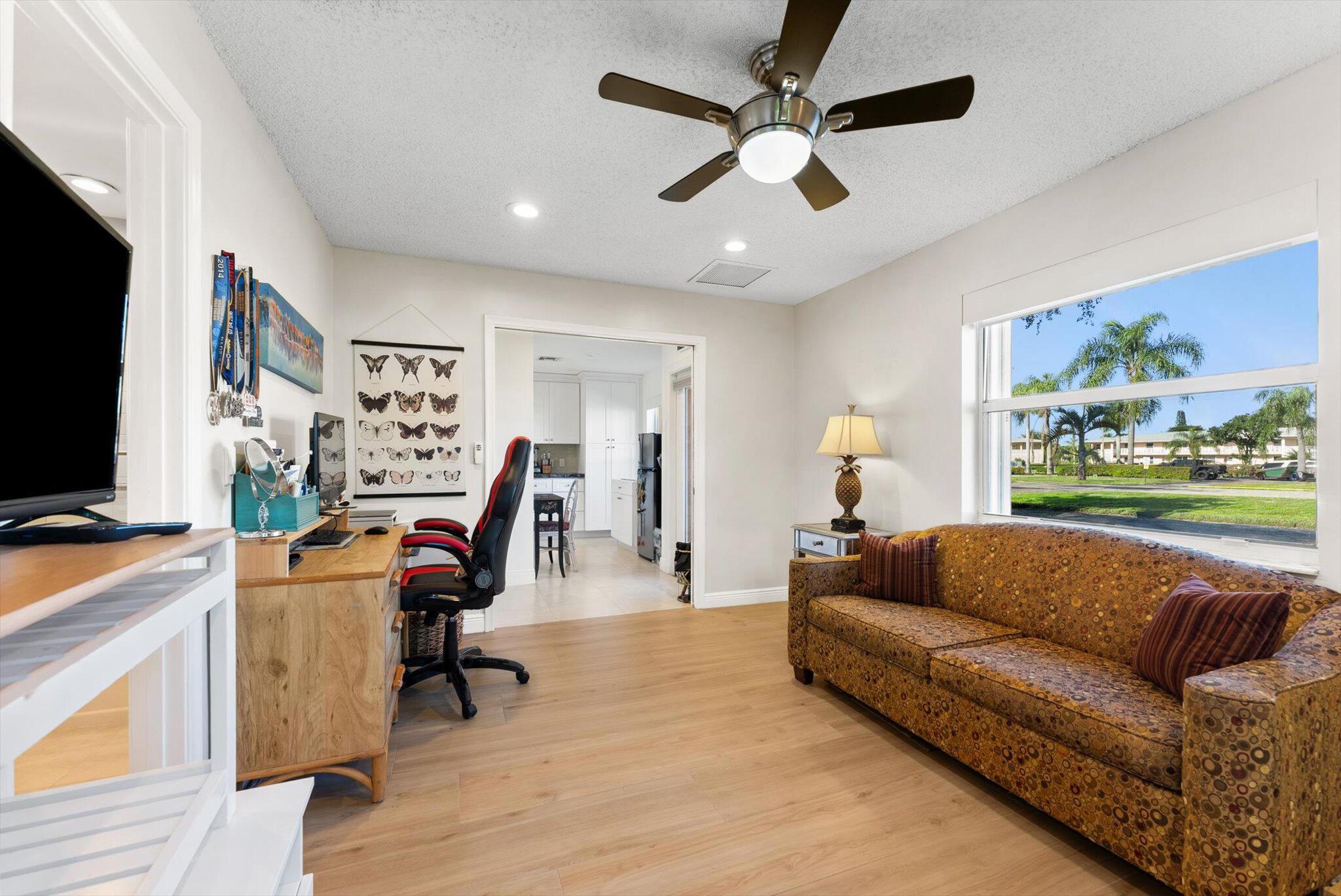 PINES OF DELRAY NORTH CON - Residential
