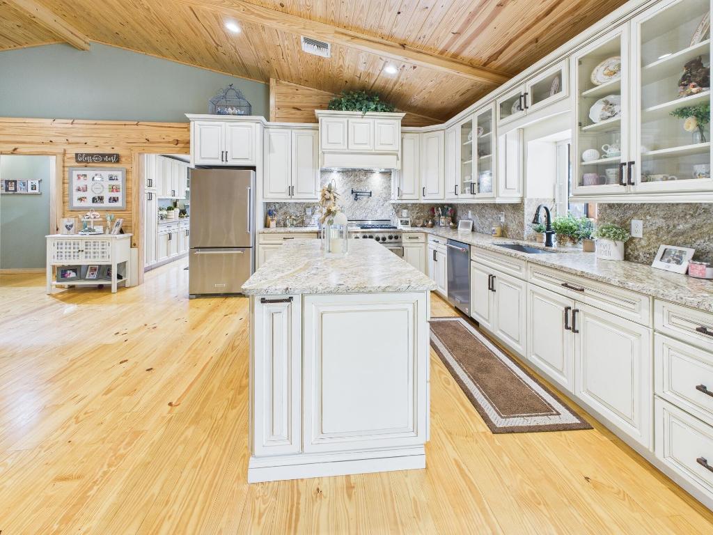 INDIAN HAMMOCK HUNT AND RIDING - Residential