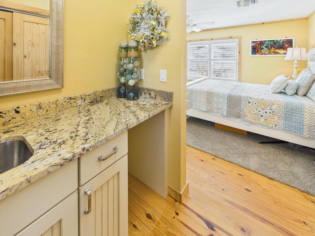 INDIAN HAMMOCK HUNT AND RIDING - Residential