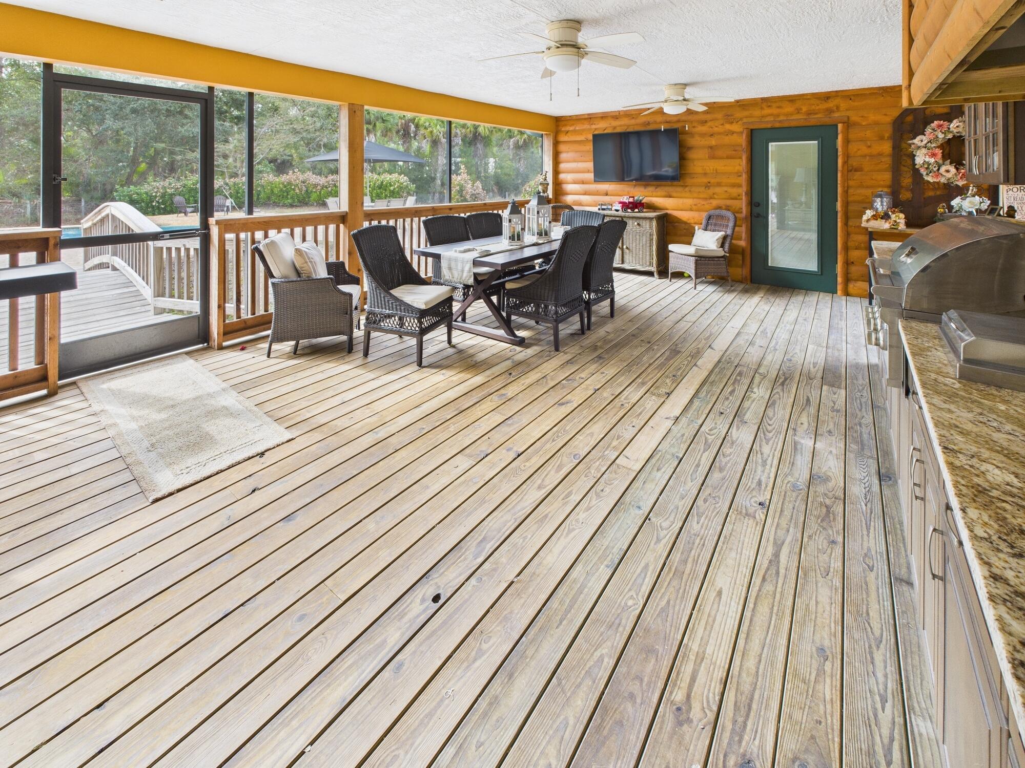 INDIAN HAMMOCK HUNT AND RIDING - Residential