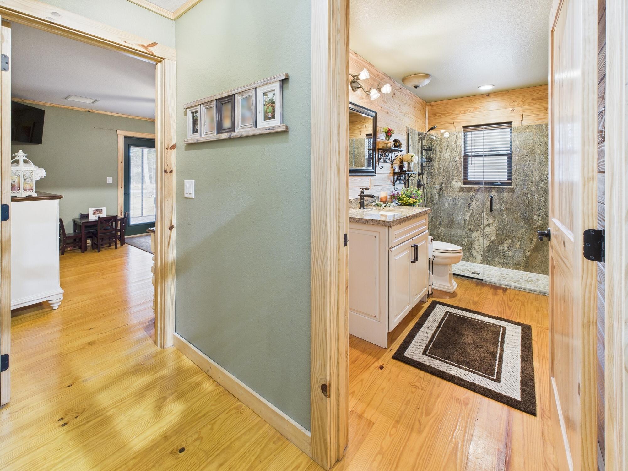 INDIAN HAMMOCK HUNT AND RIDING - Residential