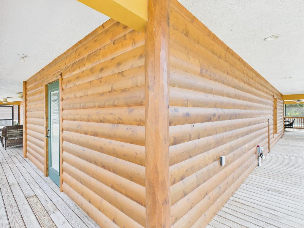 INDIAN HAMMOCK HUNT AND RIDING - Residential