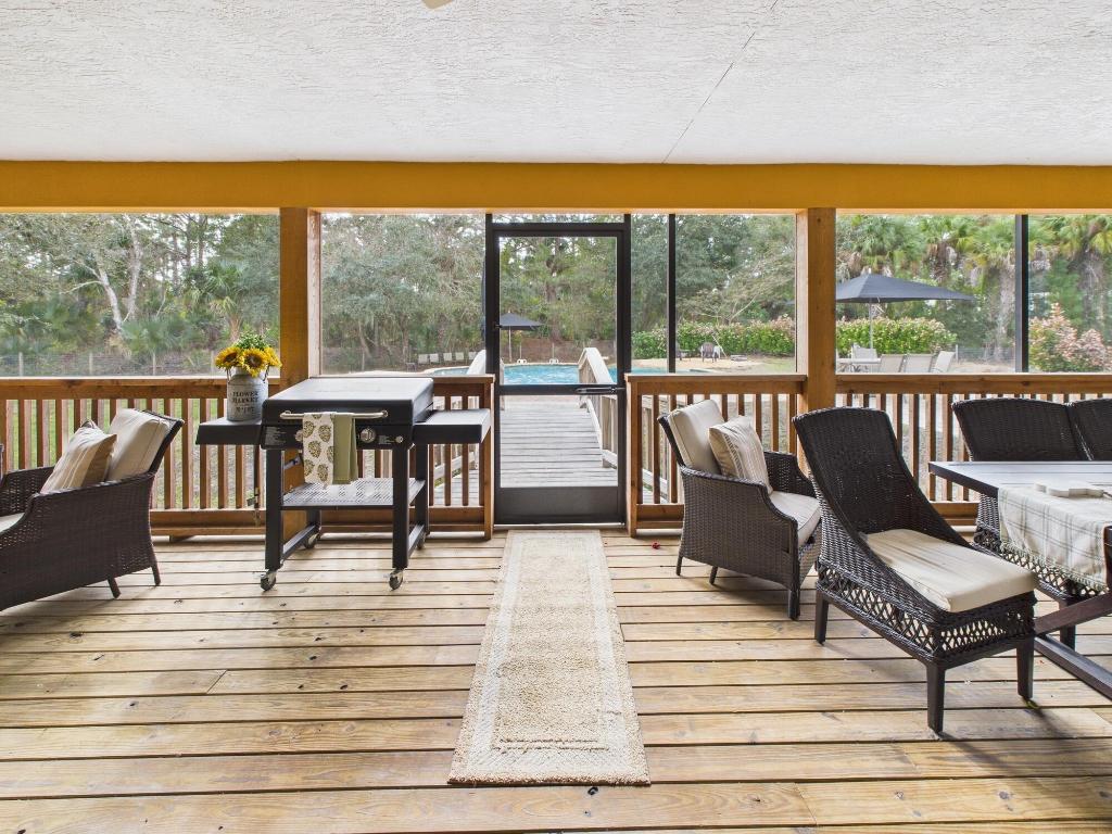 INDIAN HAMMOCK HUNT AND RIDING - Residential