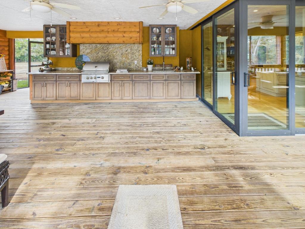 INDIAN HAMMOCK HUNT AND RIDING - Residential