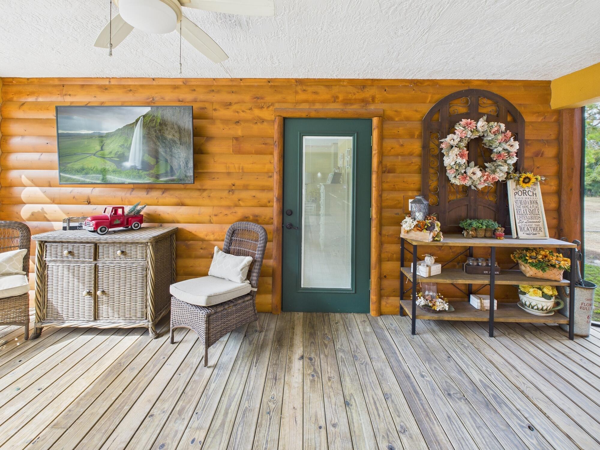 INDIAN HAMMOCK HUNT AND RIDING - Residential