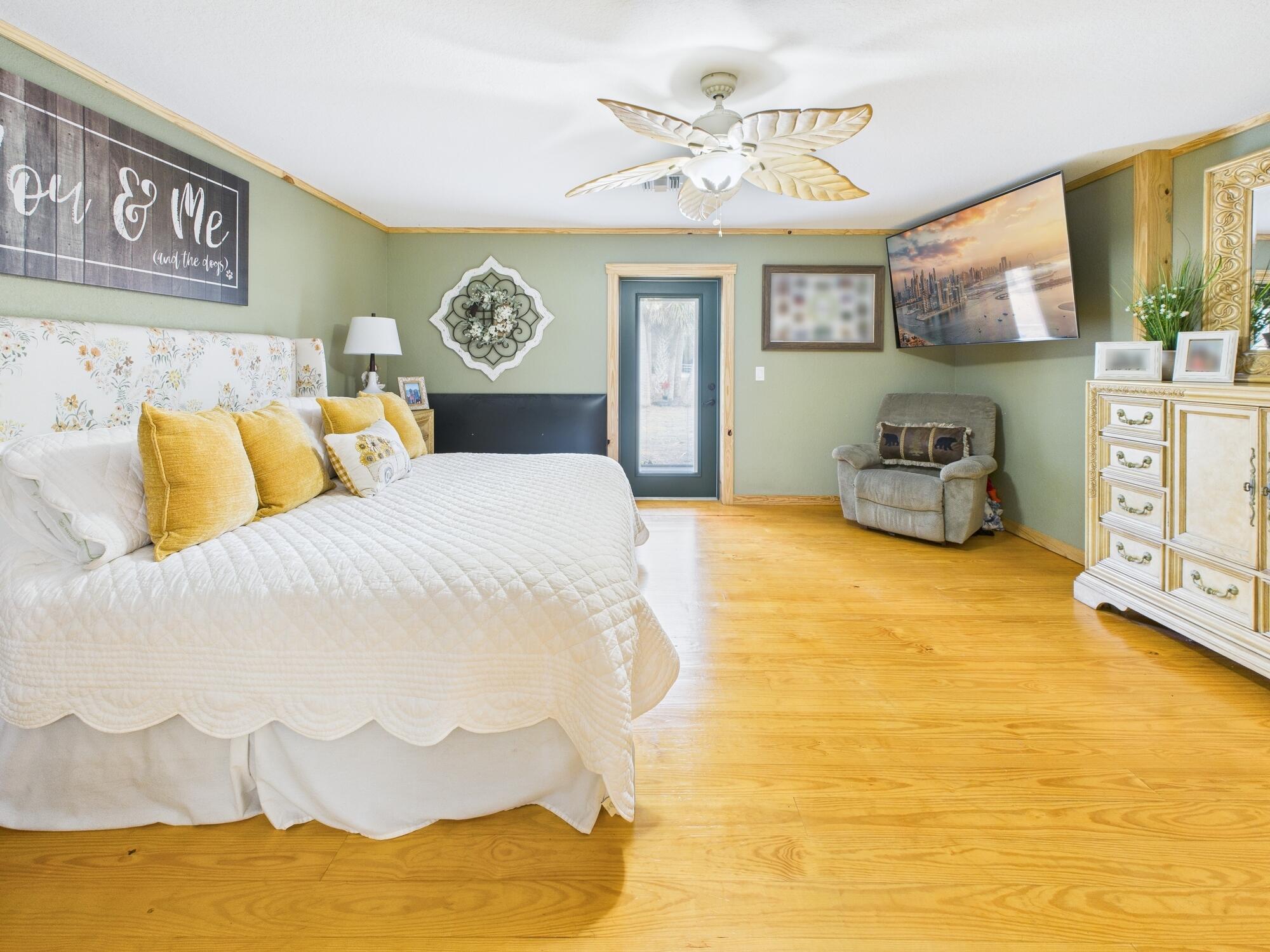 INDIAN HAMMOCK HUNT AND RIDING - Residential