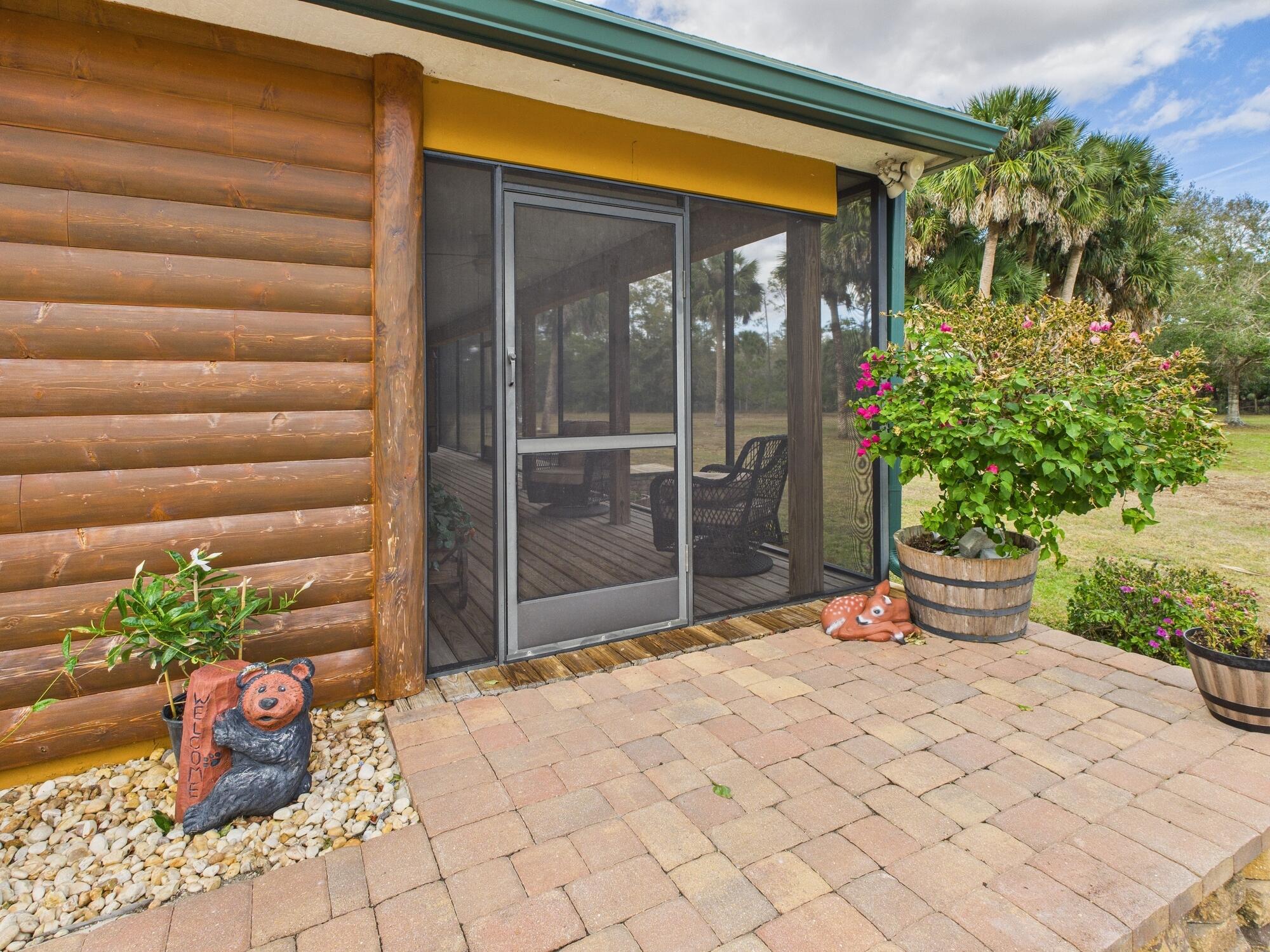 INDIAN HAMMOCK HUNT AND RIDING - Residential