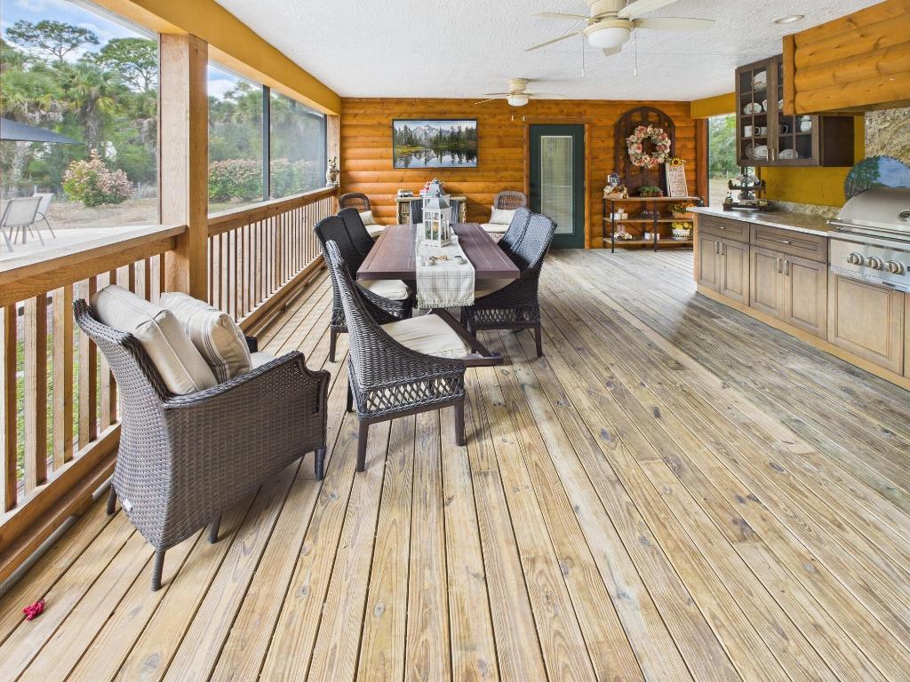 INDIAN HAMMOCK HUNT AND RIDING - Residential