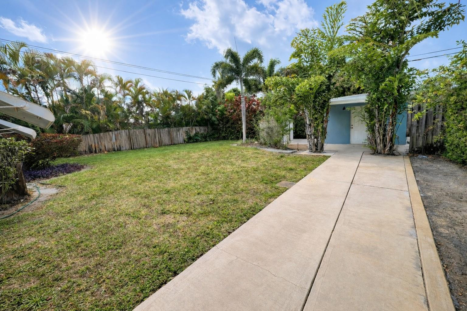 Poinsettia Heights - Residential