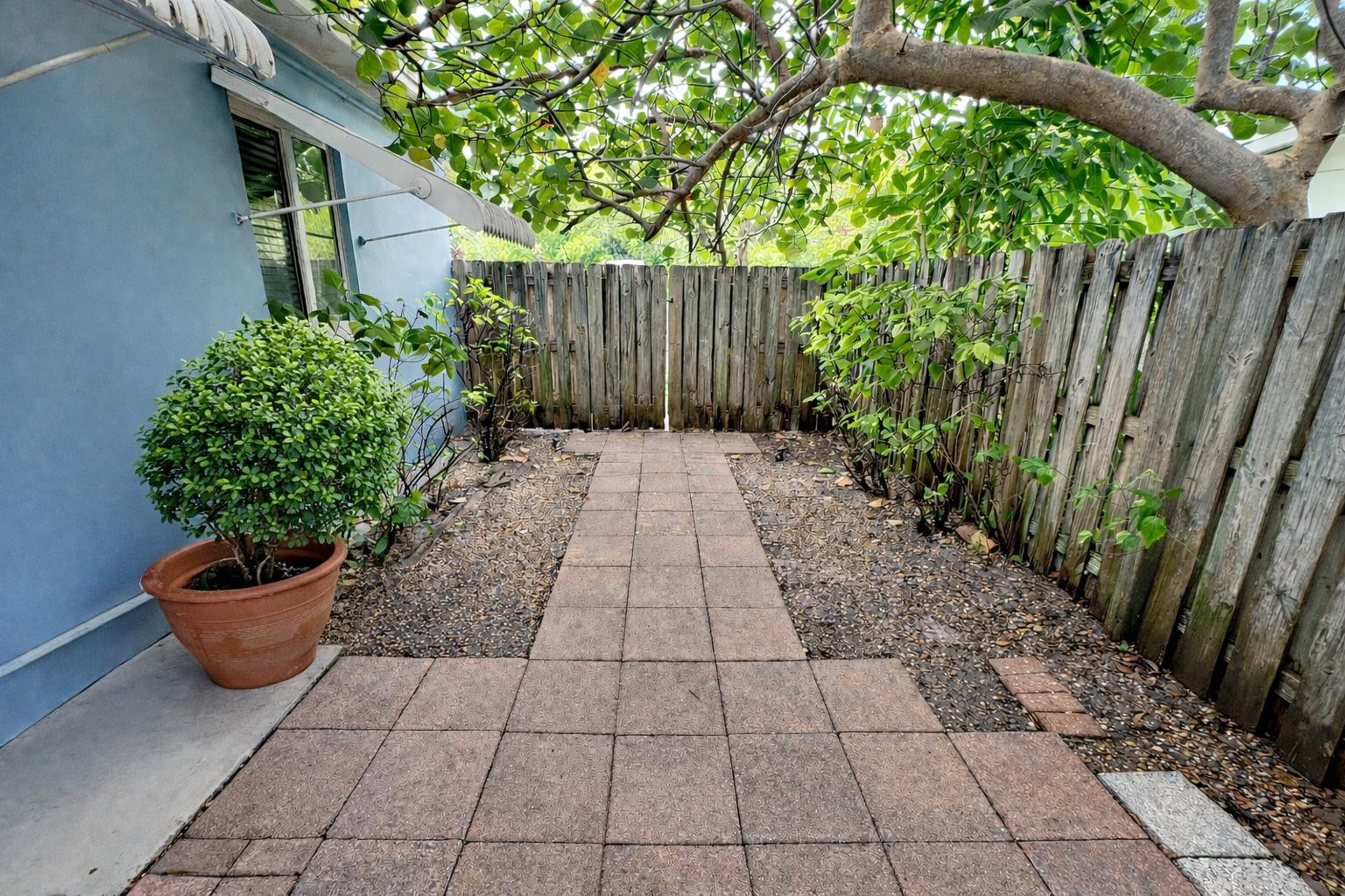 Poinsettia Heights - Residential