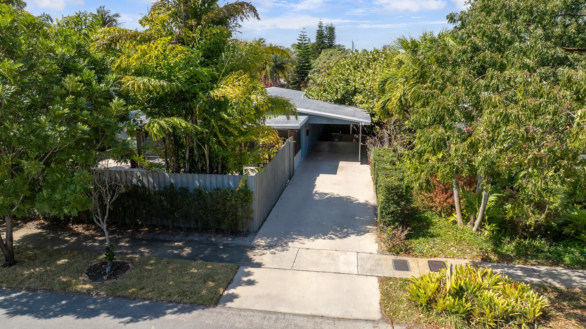 Poinsettia Heights - Residential