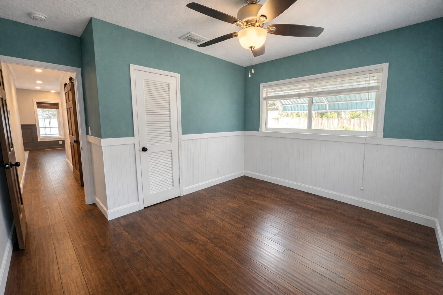 Poinsettia Heights - Residential