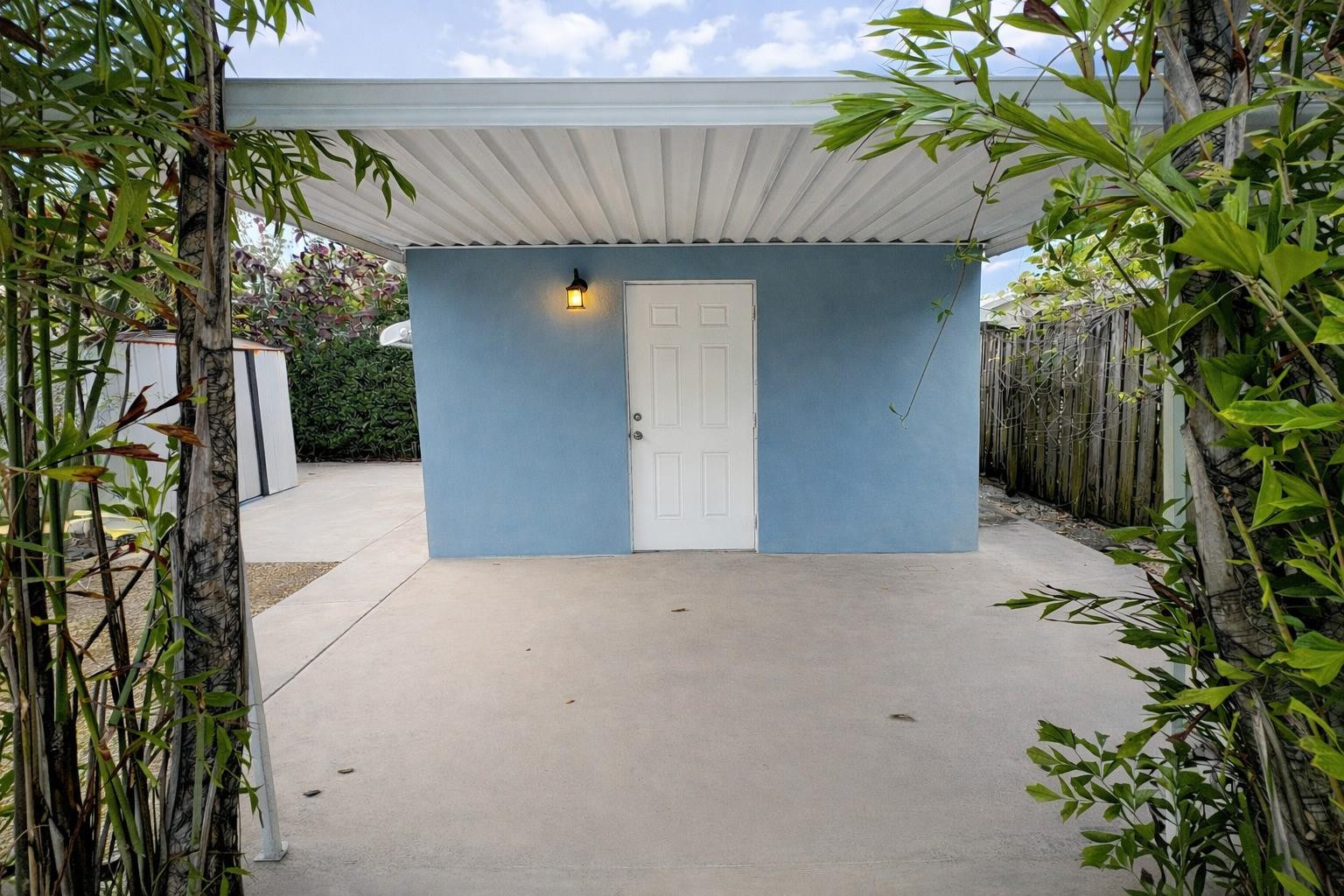 Poinsettia Heights - Residential