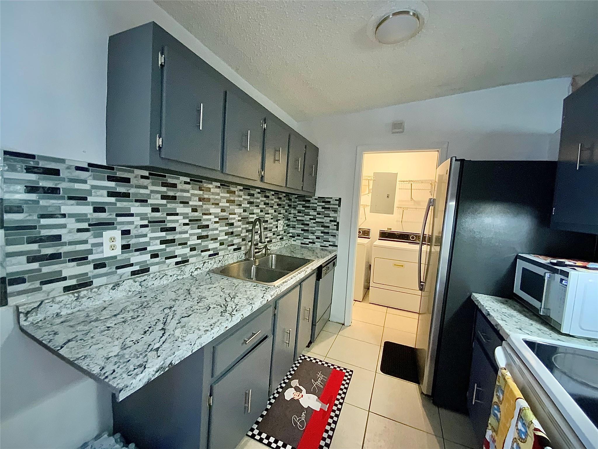 North Lauderdale Village - Residential