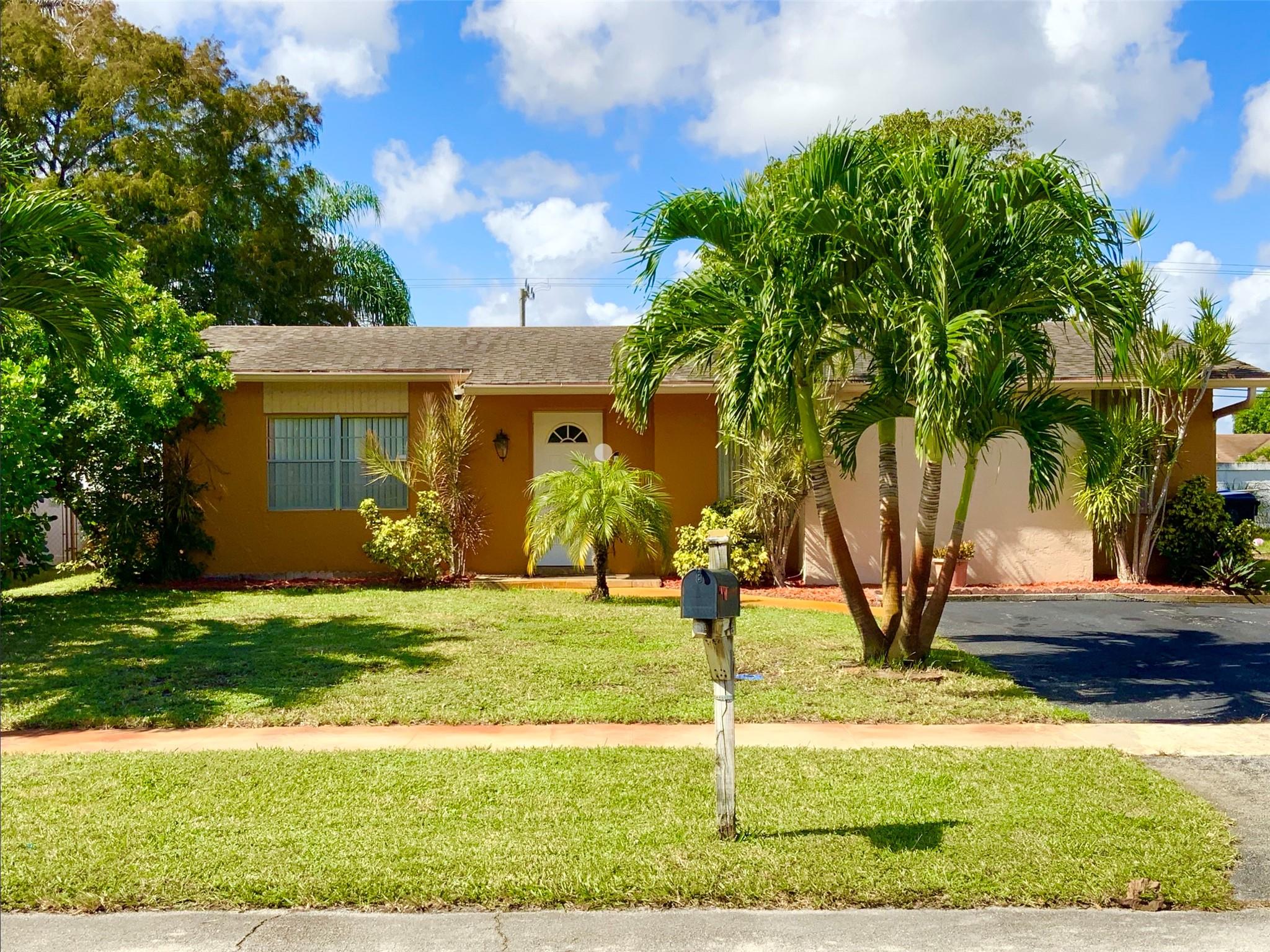 North Lauderdale Village - Residential