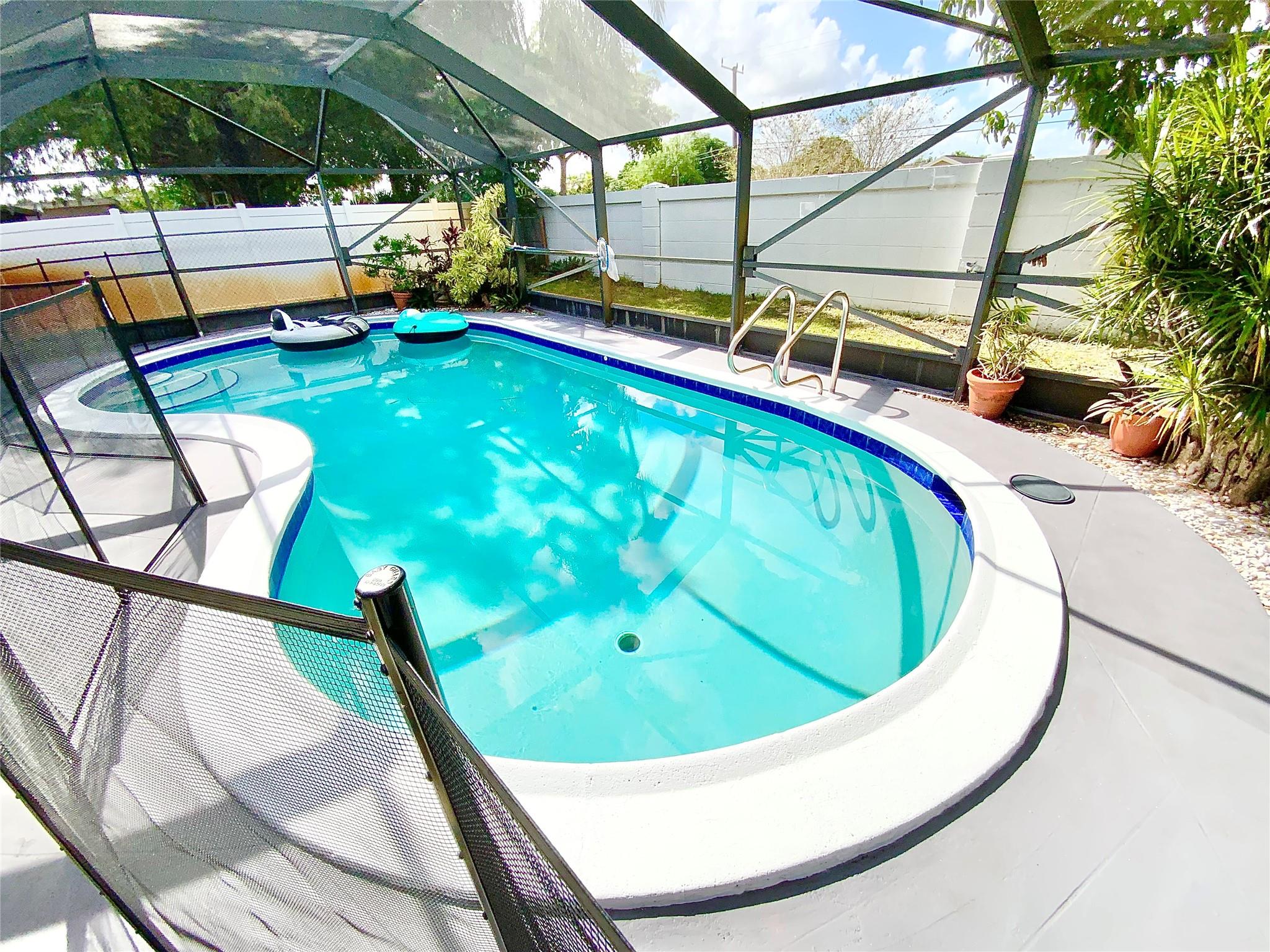 North Lauderdale Village - Residential